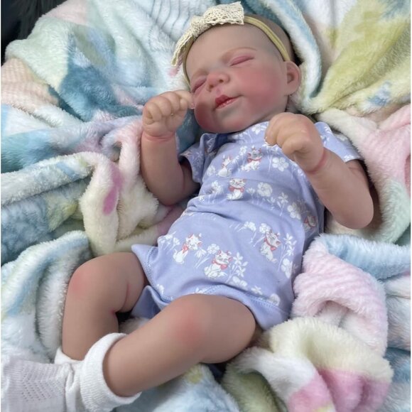 🆕18Inch Reborn Baby Dolls Full Vinyl Body Girls Sleeping Baby Doll with Toy - Picture 4 of 5